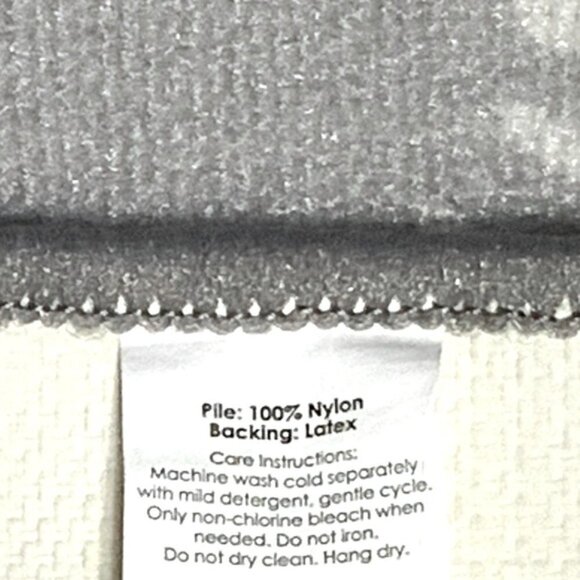 Gnome Snowflake Rug Simply Holiday Christmas Winter Unique Decor Accent Red Gray - Picture 9 of 16